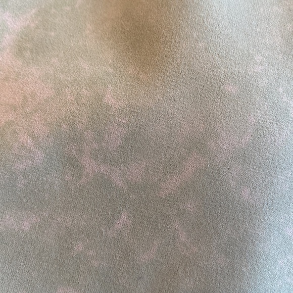 🎈Dragon Fit Sports Bra Tie Dye Green & Pink, Shelf Bra, Removable Pads, XS - Picture 2 of 6